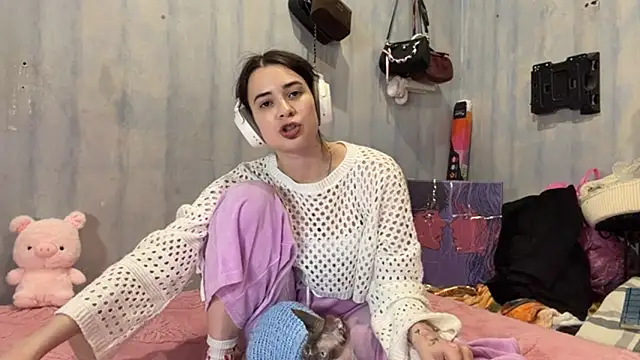 LanoraBilecki webcam