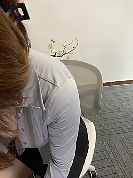 美女jiajia1060在线直播