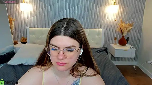 zoe_j0y webcam