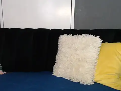 CREAMYCUPCAKExxx webcam