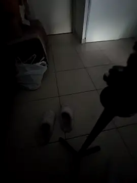 emiliecurvy83 webcam