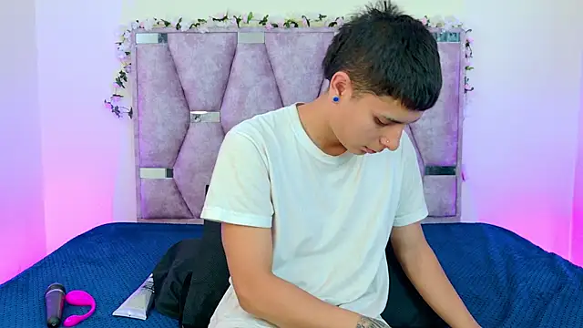 lana_and_liam_ webcam