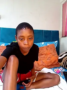 SweetSlenderChoc webcam