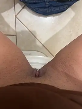 Anjinho311010 webcam