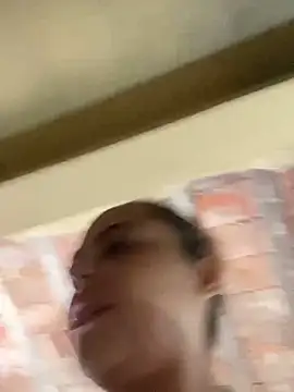 Chloe_Leaozinho webcam