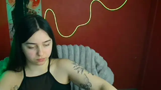 Lilu_May webcam