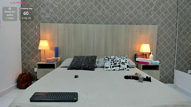 martina_ayala webcam