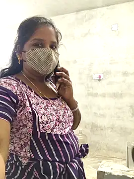 MaaliiiPonuTamil webcam