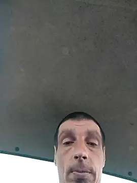 N_i_k_o_l_a_u webcam