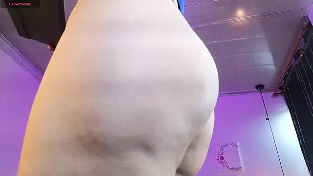 NinaSakura_Eup webcam