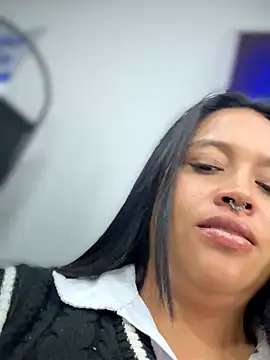 _Mia-Safety_Inspector webcam