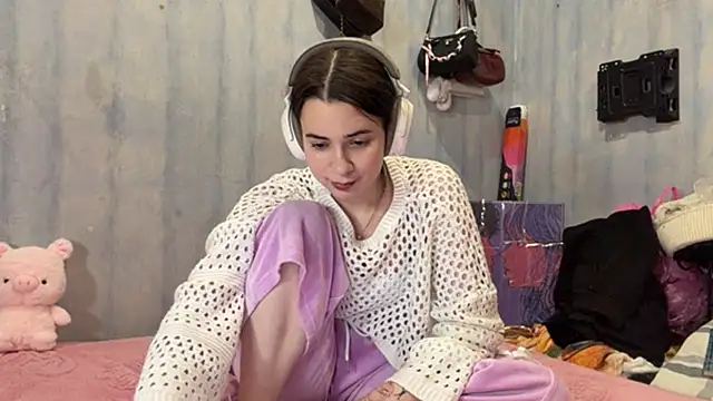 LanoraBilecki webcam