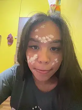 Lovely_apple19 webcam