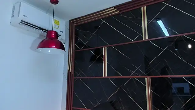 HannyThompson webcam