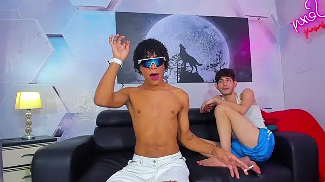Spicy_guys webcam