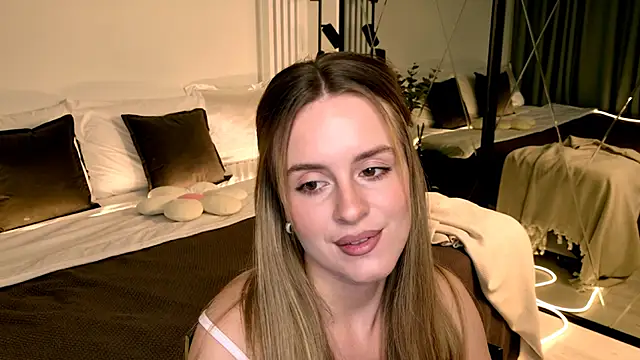 RozzitaBedberry webcam