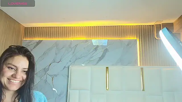 rox_luxury_tf webcam