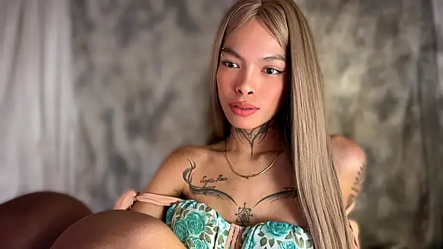 Tsumugi_kagura webcam