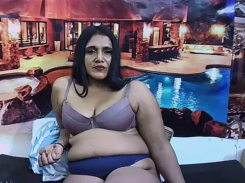 IndianSexyLady20 webcam
