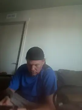 yourMasterisBored webcam