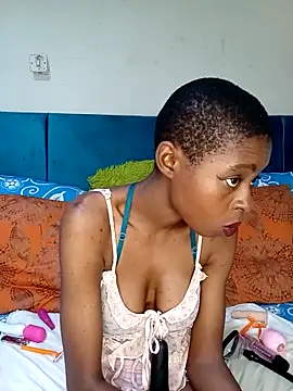 SweetSlenderChoc webcam