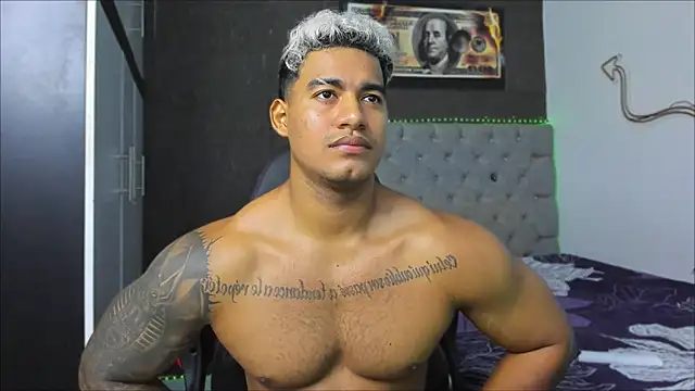 luigi_hot_ live sex cam