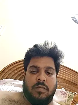 Cute_Big_Hairy_Bear webcam