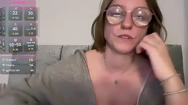 BustyKellyXXX webcam