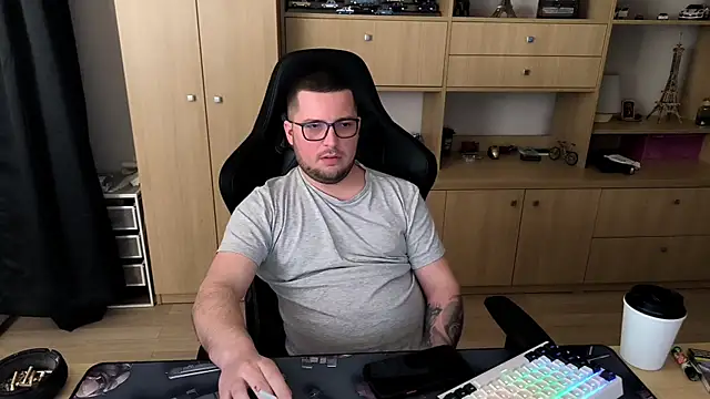 kevinnlovelly webcam