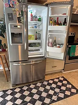 prettyprofessorpeach webcam