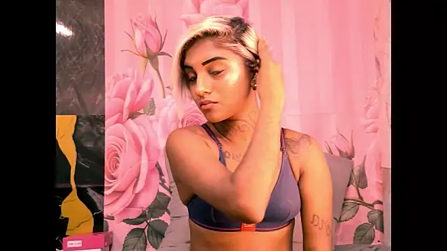 indian_barbie webcam