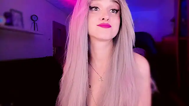 MistressJolie webcam