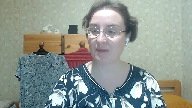 smart_rose - Smart_Rose's free webcam - UK Sex Cams