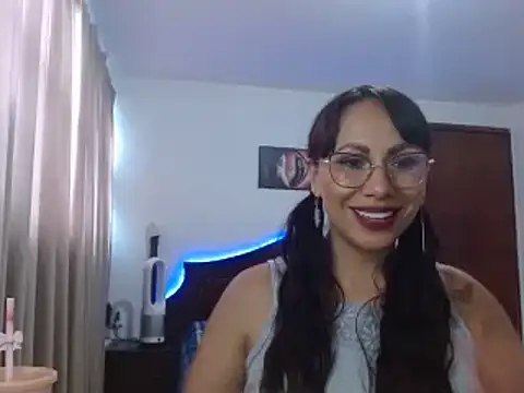 AloLovely_ webcam