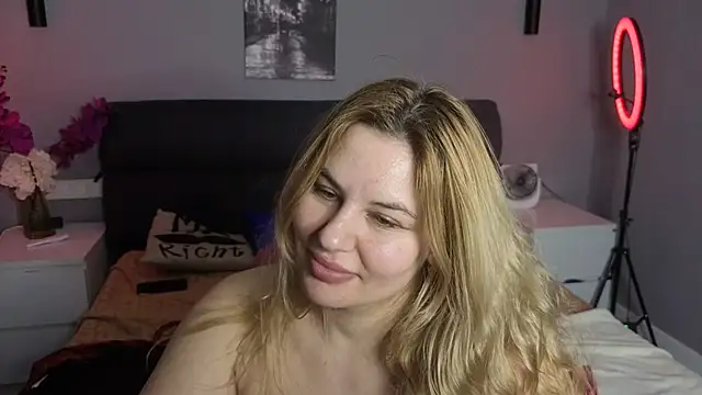 Passion-Blondy webcam