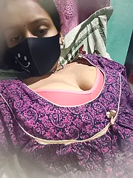 BaddieUnleashed webcam