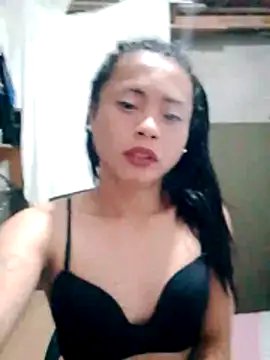 YourHotMenxie18 webcam