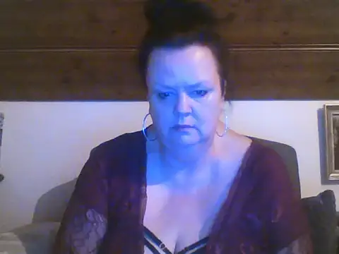 TiffanyMature webcam