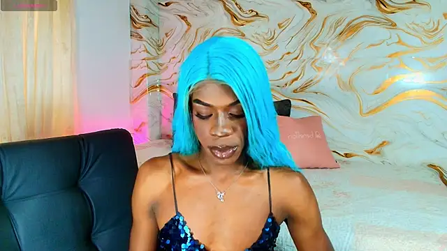 EbonyHansNight webcam