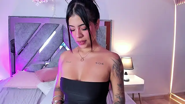 charlotte_mitchell_ webcam