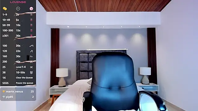 Alicee_Broownn webcam