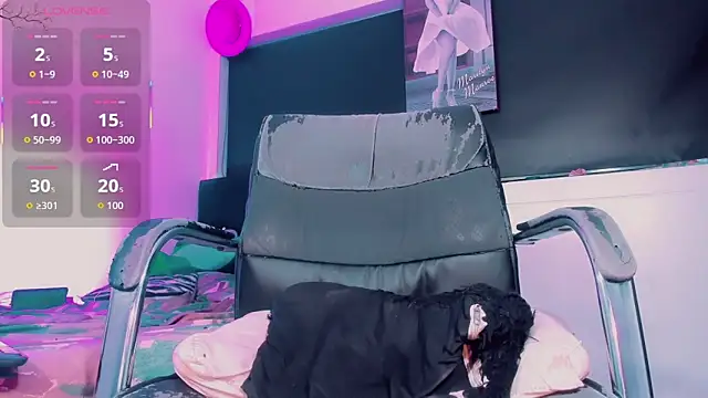 Kendall_hornyy webcam