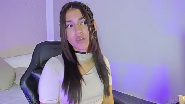 cristin_collins webcam