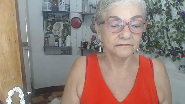 FunnyGrandma webcam