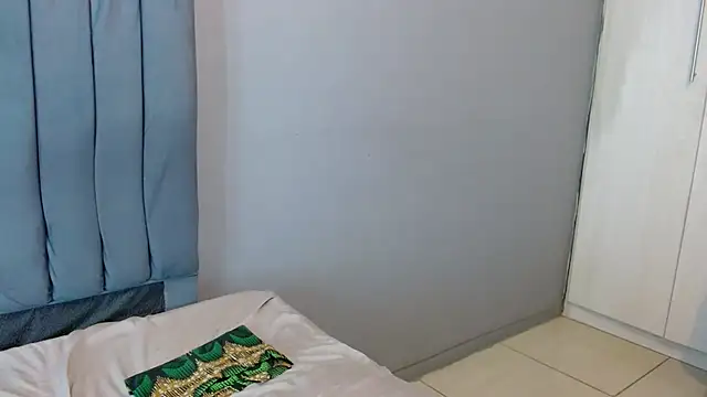 ChubbyBuddyxXx webcam