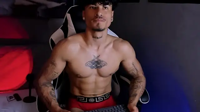 Thomas_Fit1 live sex cam