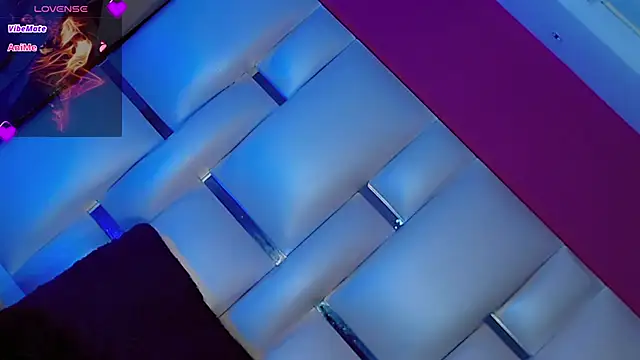 JessiscaWalker webcam