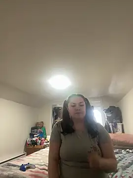 mommyxxmilkerxx webcam