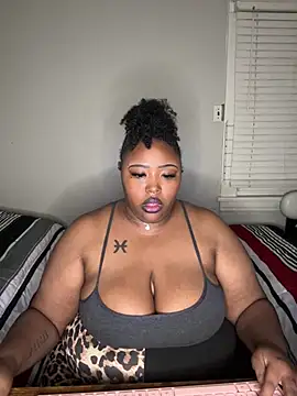 Chocolatebunnyxx96 webcam