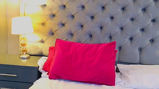 AshleyGingerr webcam